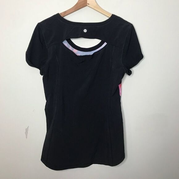 Lululemon Sz M/L Floral Print Short Sleeve Shirt - Picture 3 of 3